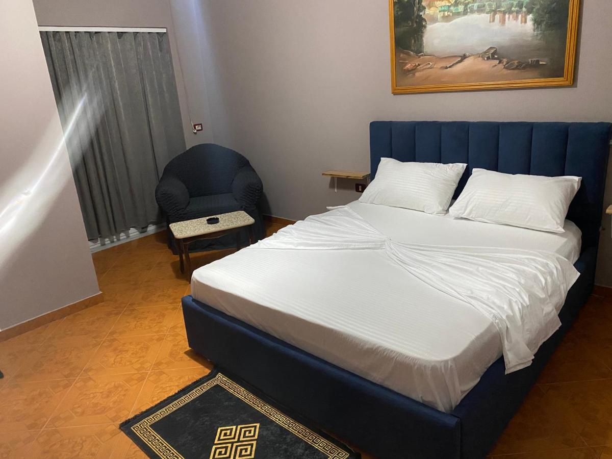 Hotel Belind Берат Екстериор снимка