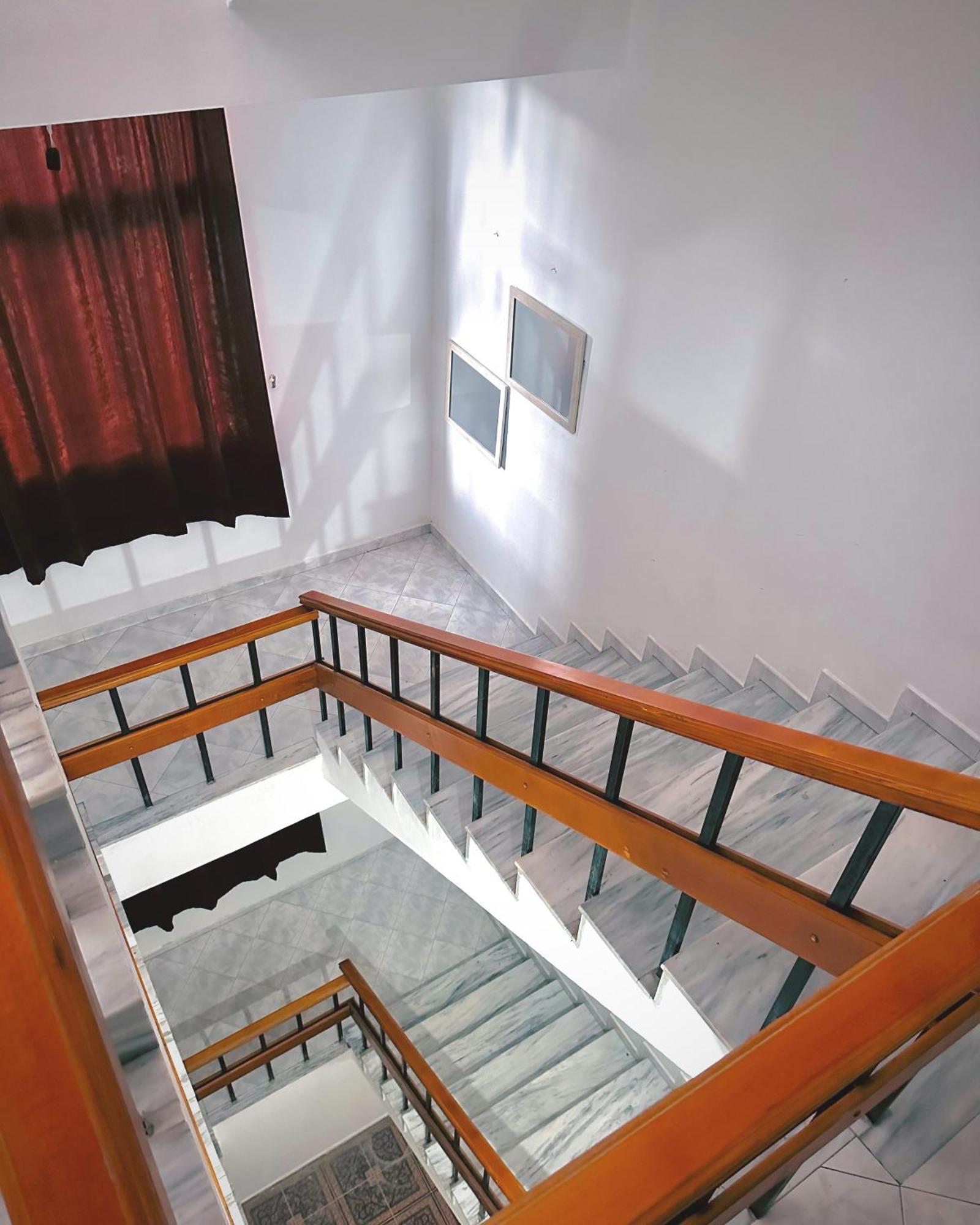 Hotel Belind Берат Екстериор снимка