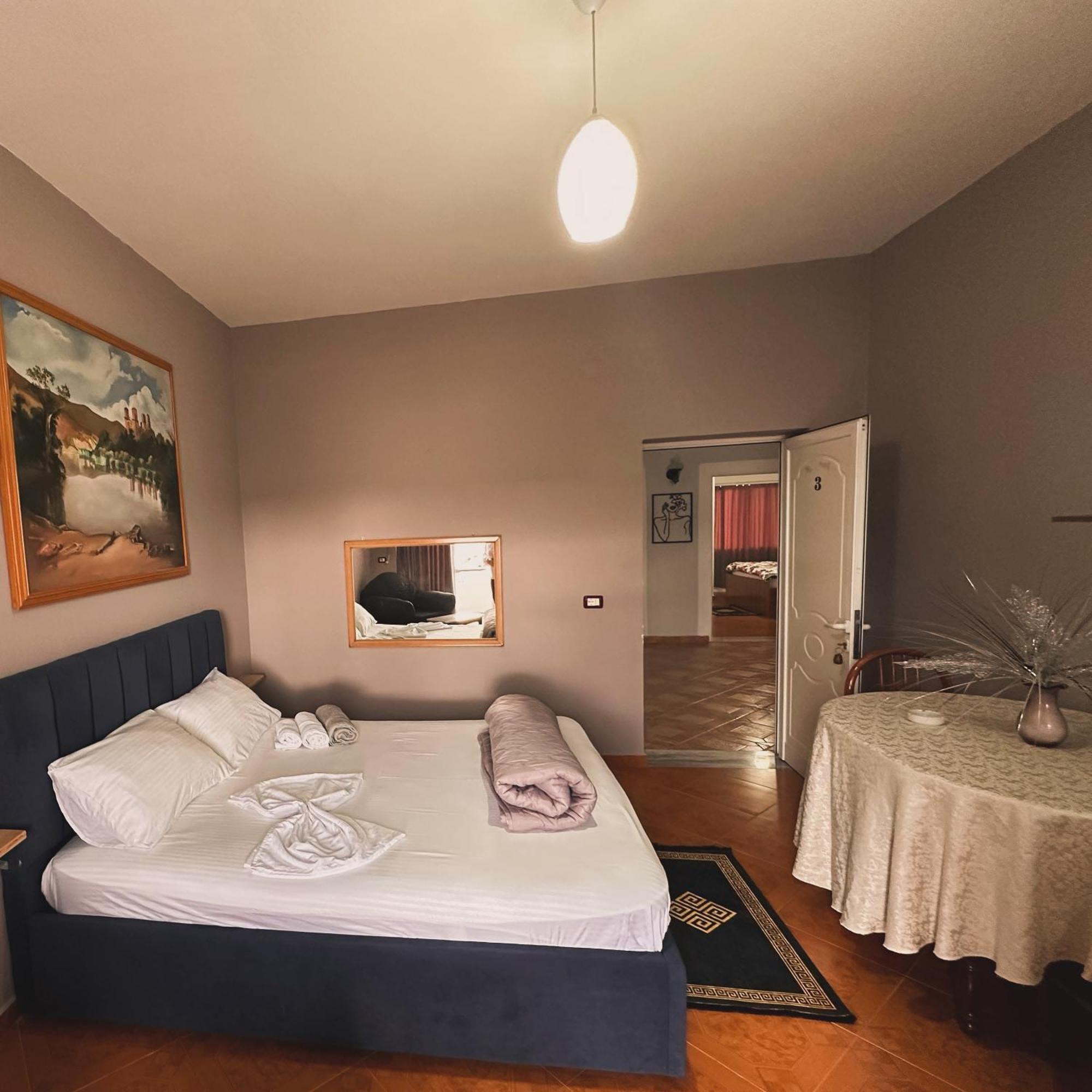 Hotel Belind Берат Екстериор снимка